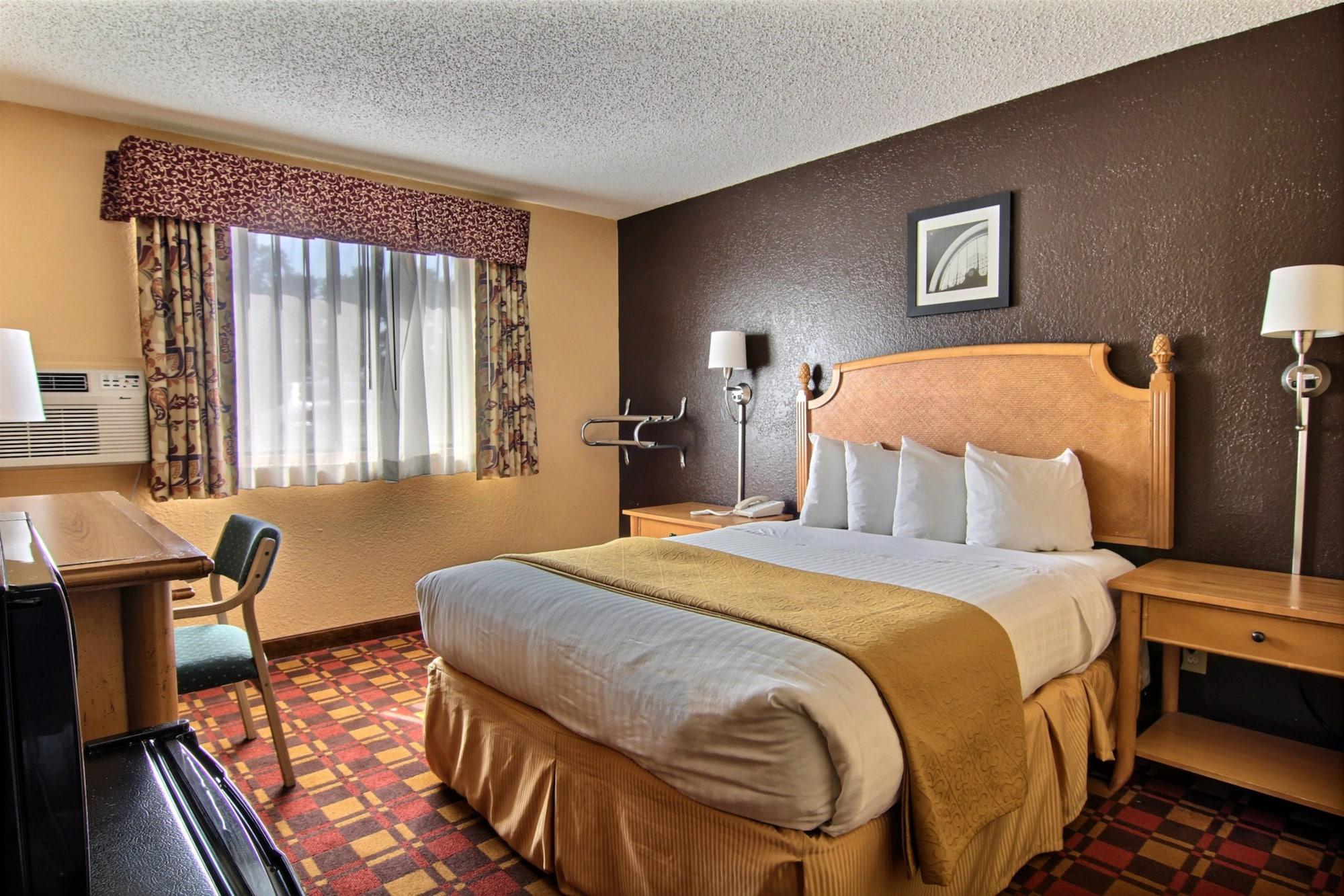 קנטון Quality Inn Hall Of Fame מראה חיצוני תמונה