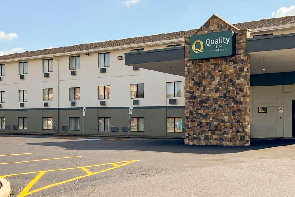 קנטון Quality Inn Hall Of Fame מראה חיצוני תמונה