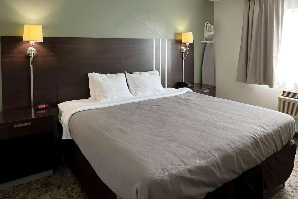 קנטון Quality Inn Hall Of Fame חדר תמונה